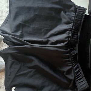 Black Nike shorts